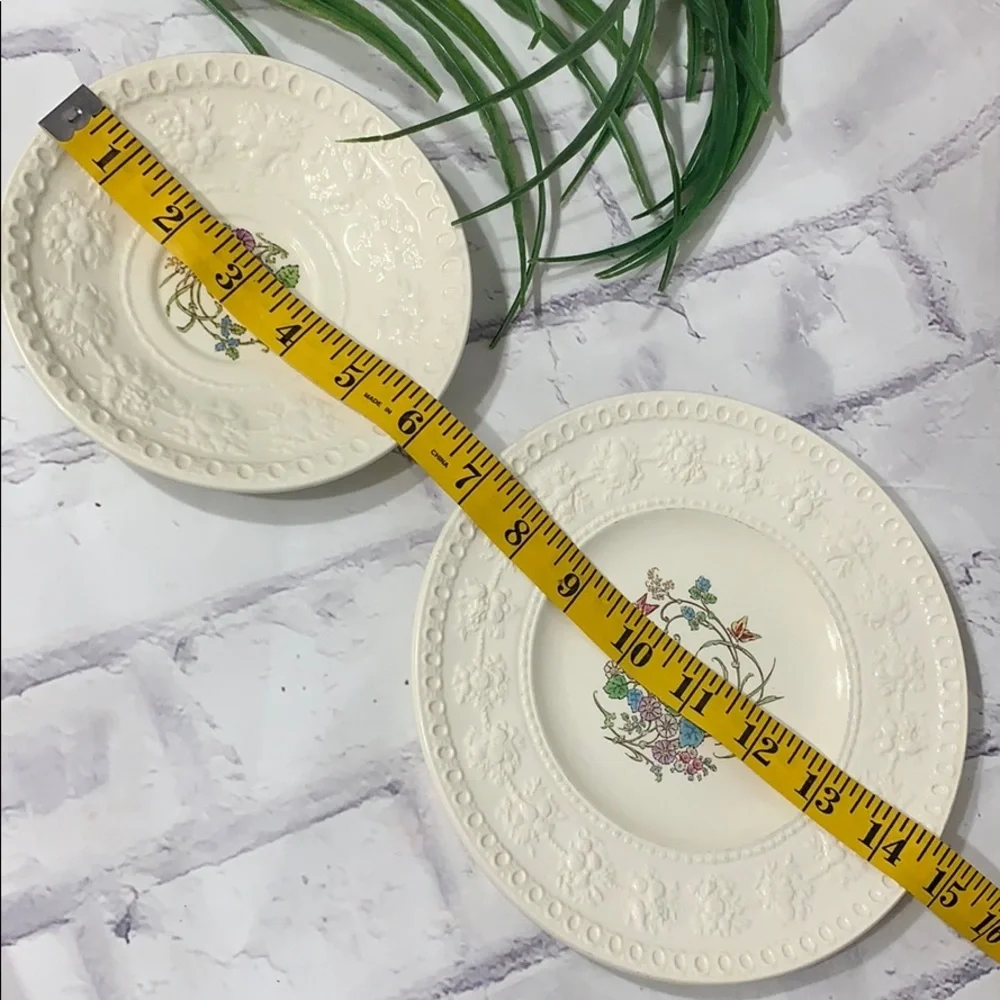 Wedgwood vintage bread